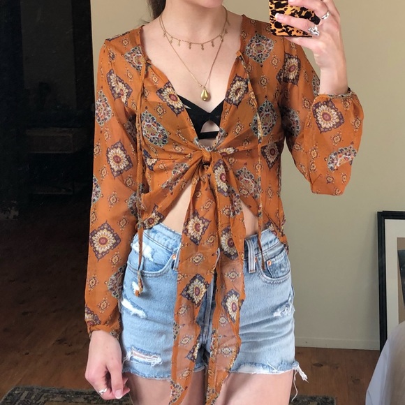 Boho Pattern Tie Crop Top - Picture 4 of 4